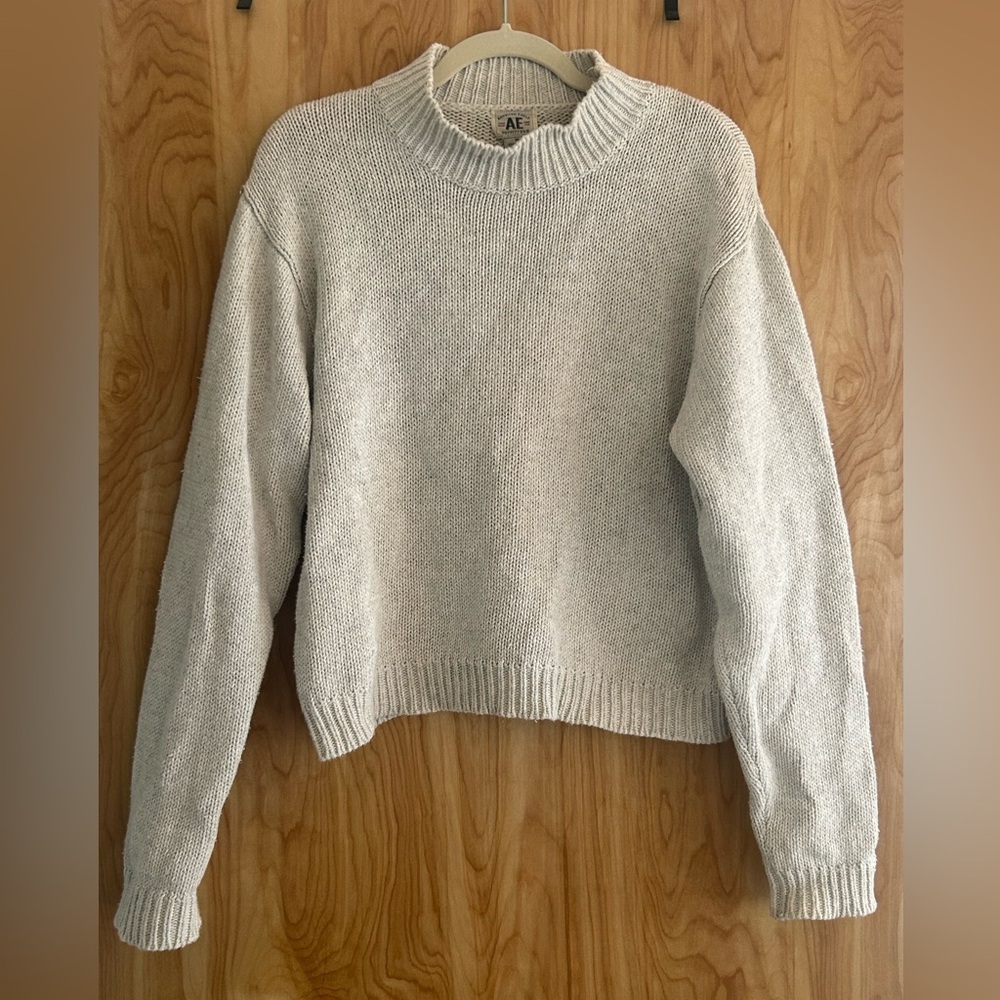 Vintage American Eagle Outfitters Light Gray Crew Neck Sweater